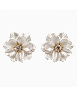 Pianella's Emery Alabaster Flower Earrings - Metallic