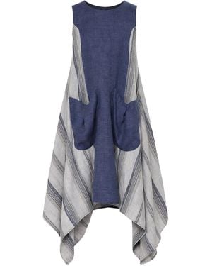 Metamorph Sleeveless A-Line Dress With Pocket Accents - White
