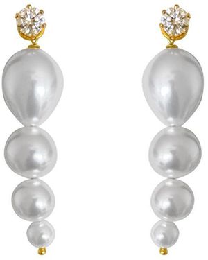 Eyeconic by Samar Ajram Reina Pearl Studs Earrings - Metallic