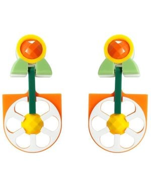 Gissa Bicalho Handmade Acrylic Earring Pendant Daisy - White