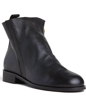 Beautiisoles by Robyn Shreiber Made in Italy Renata Leather Chelsea Flat Ankle Bootie - Black