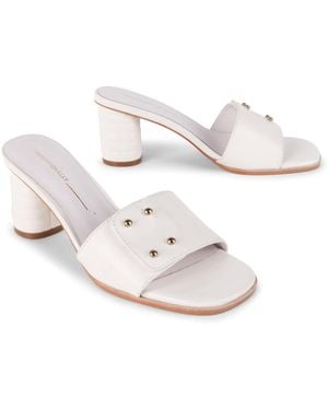 INTENTIONALLY ______ Kizmit Mule Heel - White