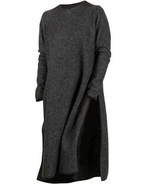 Nikka Place Minimalist Boiled Wool Jumper Dress With Long Sleeves And Slits - Black