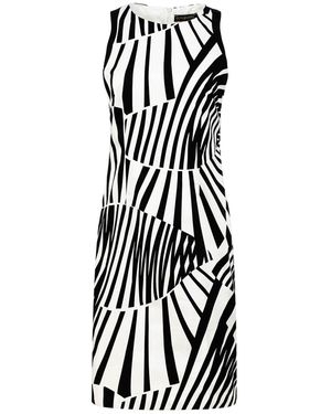 Conquista Fitted Sleeveless Print Dress - Black