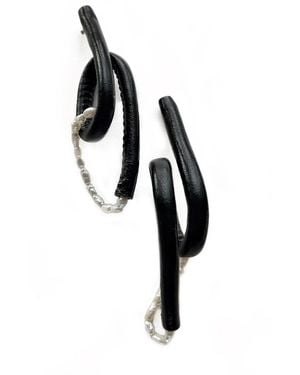 WAIWAI Pearl Twist Leather Earrings - Black