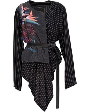 ARTISTA Viscose Asymmetric Floral Printed Kimono Blouse - Black