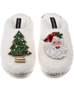 Laines London Neutrals Teddy Closed Toe Slippers With Christmas Tree & Santa Clause Brooches - White