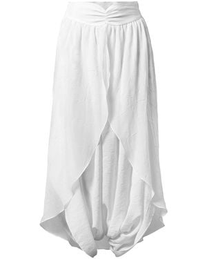 Zhenabia Gaia Salvar - White