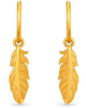 7879 Feather Charm Hoop Earrings - Metallic