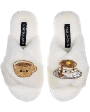 Laines London Classic Slippers With Laines Loveables Coffee & Pancakes Brooches - White
