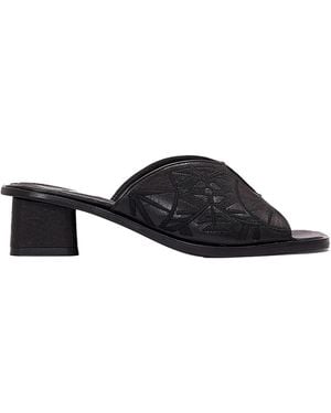 Clara Barcelo Unconvinced - Black