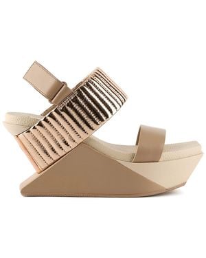 United Nude Delta Wedge Puffier - Natural