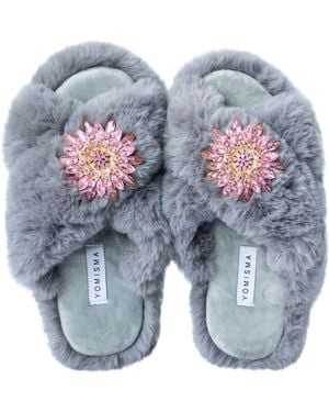 Yomisma Eco Faux Fur Slippers – Recycled Faux Fur + Removable Brooches - Gray