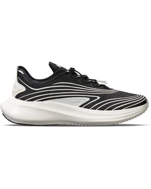 Athletic Propulsion Labs Veil Ivory - Black