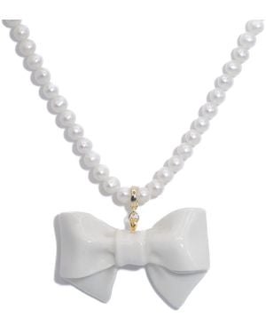 H2 Studio Bowtie Maniac Large Ceramic Bowtie Round Freshwater Pearl Necklace - White