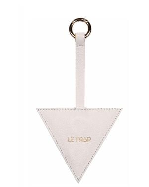 Le Trap Hat Holder Triangle - White