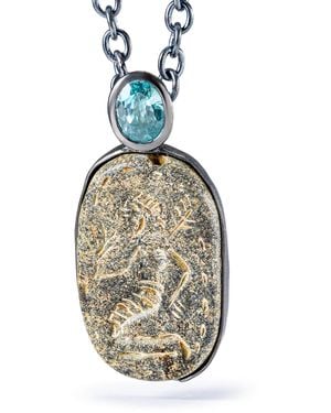 German Kabirski Bel Pendant With Ancient Neo Assyrian Steatite Amulet And Oval Topaz - Metallic
