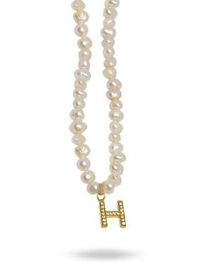 LINYA JEWELLERY Mono Letter Pearl Necklace H - Metallic