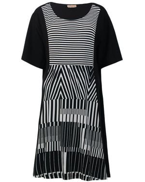 Conquista Monochrome Melody Plus Size Dress - Black