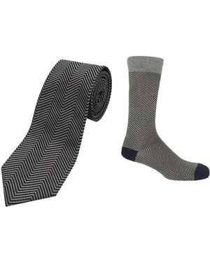 Peper Harow - Made in England Lux Taylor Tie & Socks Groom's Set - Grey
