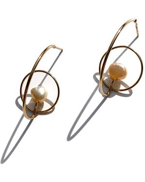 Babaloo Girl With Pearl Earrings - Metallic