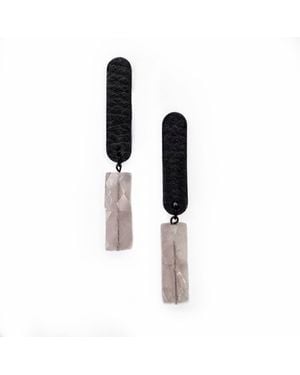 WAIWAI Rose Quartz Drop Leather Earrings - Black