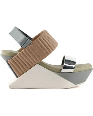 United Nude Neutrals Delta Wedge Puffier - Gray