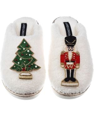 Laines London Neutrals Teddy Closed Toe Slippers With Christmas Tree & Nutcracker Brooches - White