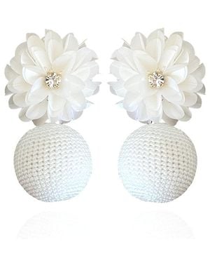 PINAR OZEVLAT Blossom Bon Bons - White