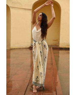 Liminal Myra Sarong - Natural