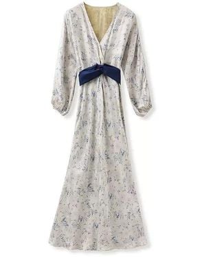 Jiaying Wang Wjy Studio London Porcelain Cream Floral Slim-Fit Silk Maxi Dress - Gray