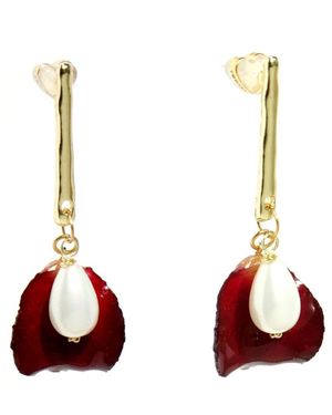 I'MMANY LONDON Real Flower Grande Amore Rose Petal And Teardrop Pearl Earrings - Red