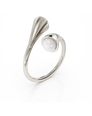 Linda Fiore Bella Solid Ring With Two Cultured Freshwater Pearls - Metallic