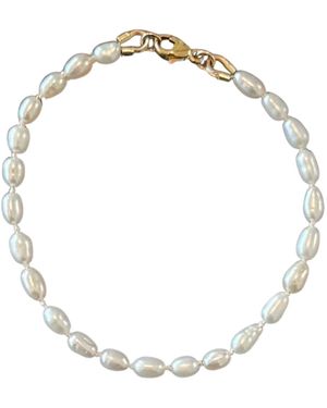 Herself Collections Freshwater Ivory Pearl Bracelet - Metallic