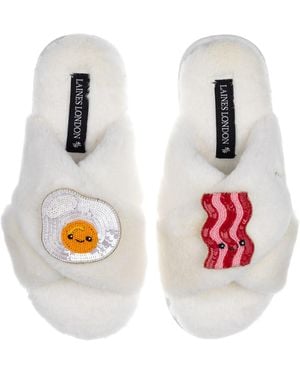 Laines London Classic Slippers With Laines Lovables Egg & Bacon Brooches - White