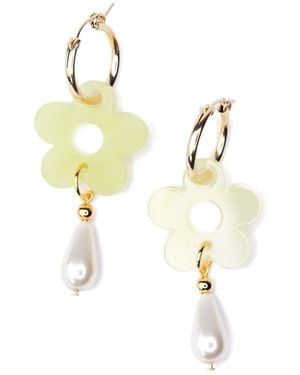 By Chavelli Daisy Pearl Drop Earrings - Metallic