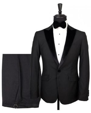 DAVID WEJ Alfredo Dress Single Breasted Velvet Peak Lapel Tuxedo - Black
