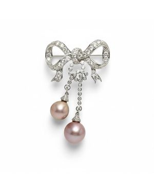 Ninemoo Still Bow Pearl Brooch - White