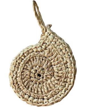 Zanatany Concepts Conch Raffia Keyring - Metallic