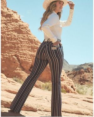 Wrangler X Lainey Wilson Striped Flare Size 24 X32 - Blue
