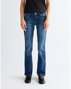 Wrangler Low Rise Bold Boot Jean Size 24 X30 - Blue