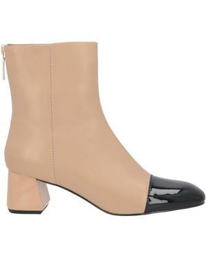 Emanuélle Vee Ankle Boots Leather - Natural