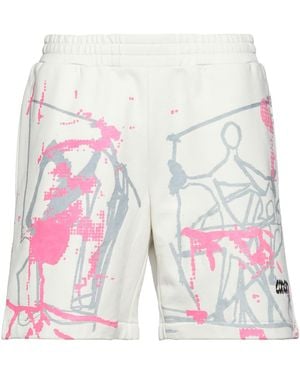 McQ Shorts & Bermudashorts - Weiß