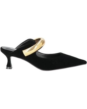 Lola Cruz Mules & Clogs - Black