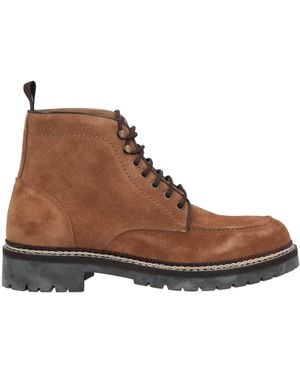 Hackett Ankle Boots - Brown