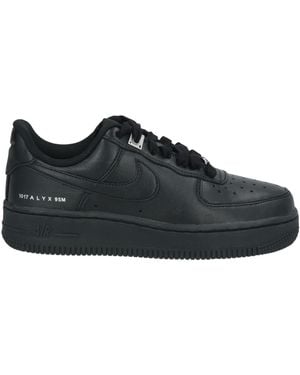 Nike Trainers - Black