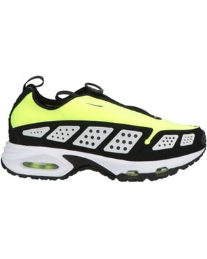 Nike Trainers - Green