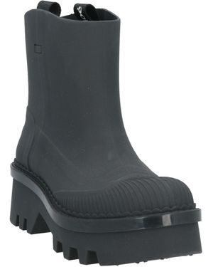 上品な足元 ☆ CHLOE Janis black patent ankle boots Chloé Janis Heeled Ankle Boot | Chloé US