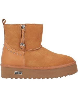 Cult Ankle Boots - Brown