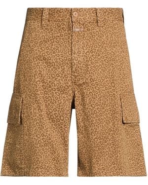 Closed Shorts & Bermuda Shorts - Brown
